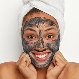 Mamaearth Charcoal face washm Detoxifies Skin